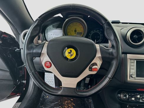 Used 2012 Ferrari California RWD image 12