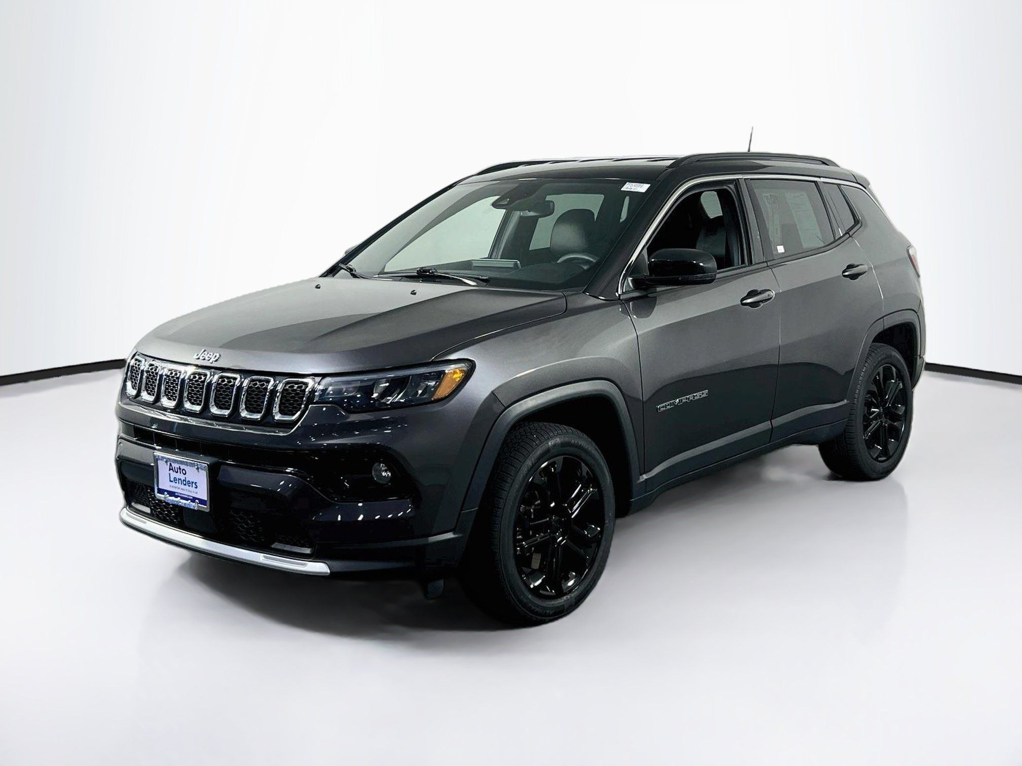 Used 2023 Jeep Compass Limited AWD/4WD image 1