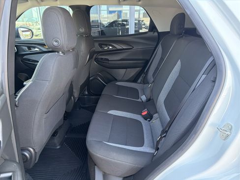 Used 2023 Chevrolet TrailBlazer LS FWD image 8