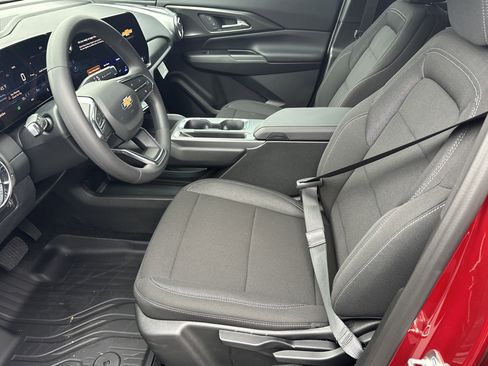 New 2026 Chevrolet Equinox EV LT image 9