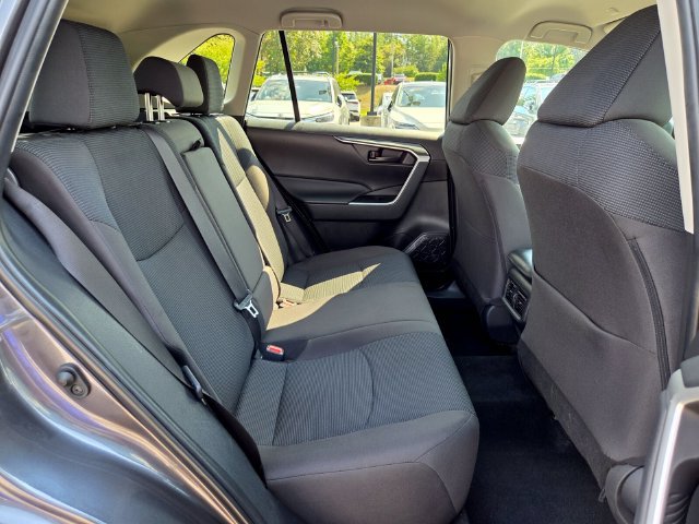 Used 2024 Toyota RAV4 LE FWD image 18