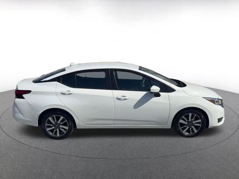 Used 2025 Nissan Versa SV image 16