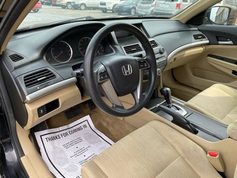 Used 2012 Honda Accord LX image 5