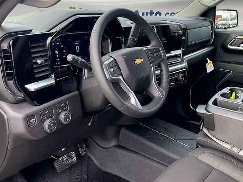 New 2026 Chevrolet Silverado 1500 LT w/ Protection Package image 7