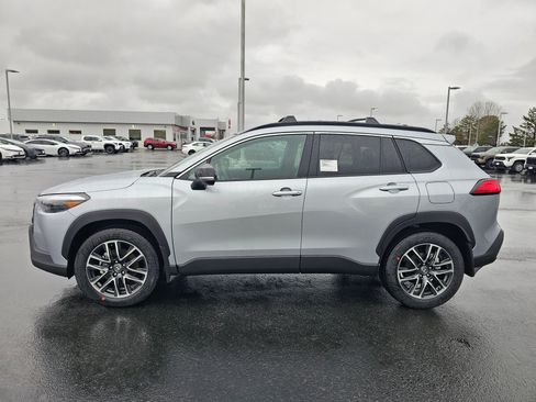 New 2026 Toyota Corolla Cross XLE image 2