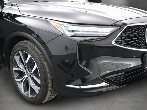 Used 2023 Acura MDX SH-AWD w/ Technology Package image 18