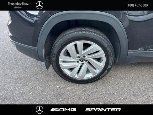 Used 2020 Volkswagen Atlas Cross Sport SE w/ Panoramic Sunroof Package FWD image 5