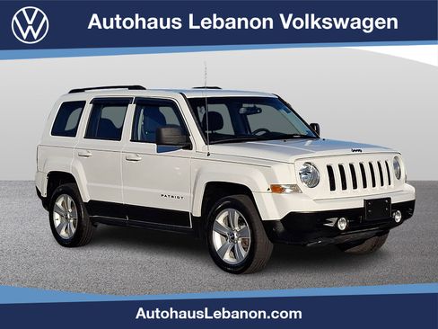 Used 2015 Jeep Patriot Latitude image 1