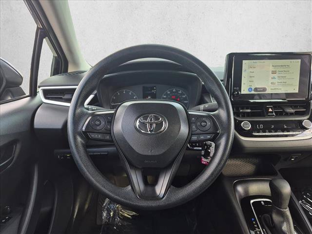 Used 2025 Toyota Corolla LE FWD image 13