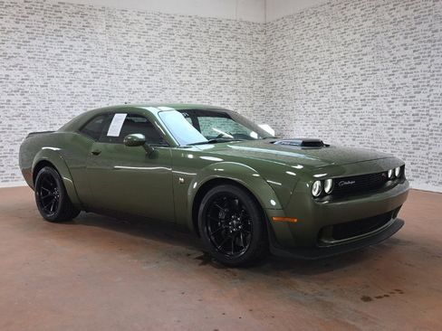 Used 2021 Dodge Challenger R/T Scat Pack image 1