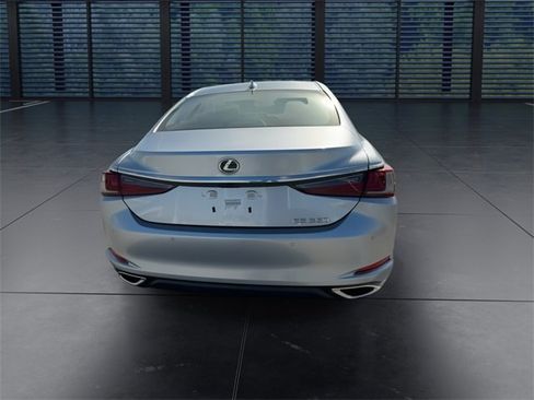 New 2025 Lexus ES 350 w/ Premium Package image 7