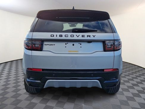 New 2025 Land Rover Discovery Sport Dynamic SE image 3