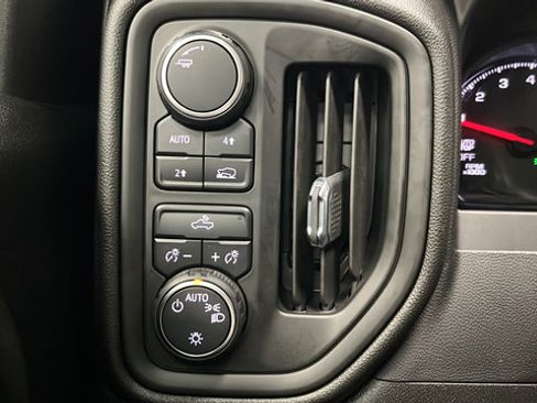 Used 2023 Chevrolet Silverado 1500 Custom AWD/4WD image 28