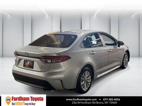 Used 2026 Toyota Corolla LE w/ LE Premium Package FWD image 7