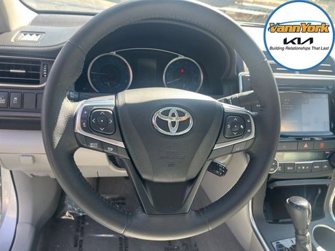 Used 2017 Toyota Camry XLE w/ Moonroof Package image 23