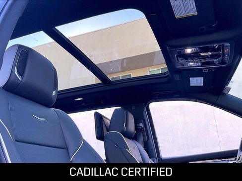 Used 2026 Cadillac Escalade ESV Sport w/ LPO, ONYX Package image 13