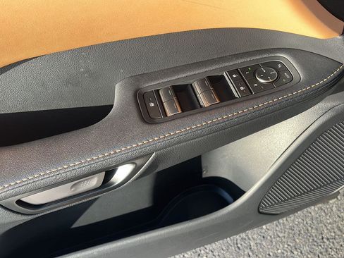 Certified 2025 Lexus RX 350 Premium w/ Accessory Package (Z1) image 32