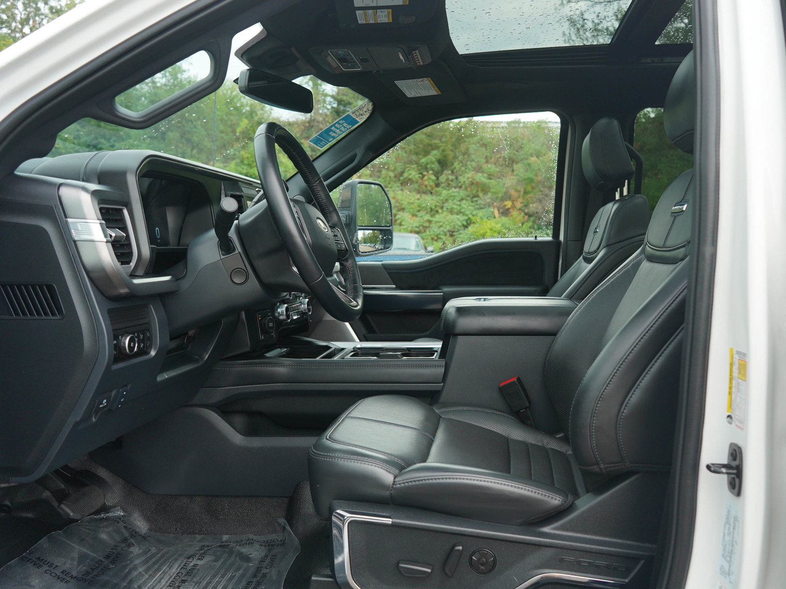 Used 2025 Ford F350 Platinum AWD/4WD image 24