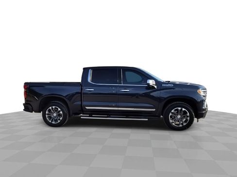 Used 2024 Chevrolet Silverado 1500 High Country w/ Technology Package image 9