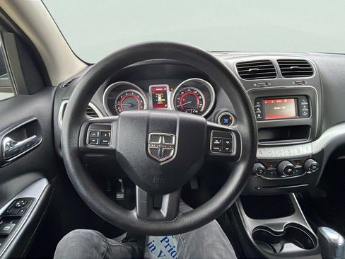 Used 2012 Dodge Journey SXT w/ Flexible Seating Group image 12