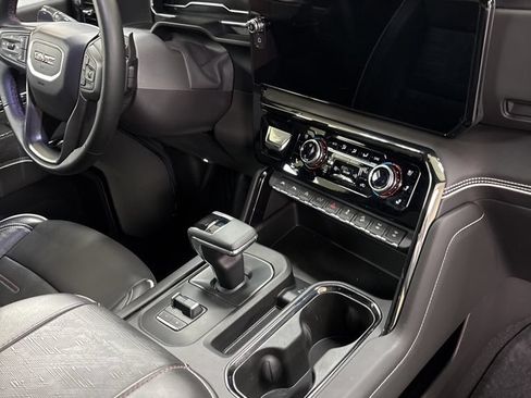 Used 2024 GMC Sierra 1500 AT4X w/ AT4X AEV Edition AWD/4WD image 33