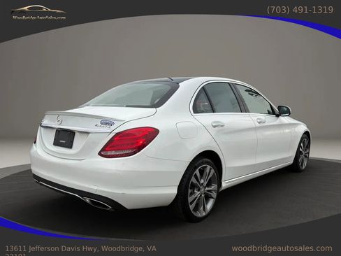 Used 2016 Mercedes-Benz C 300 4MATIC Sedan image 5