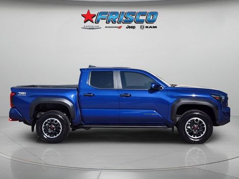 Used 2024 Toyota Tacoma TRD Off-Road AWD/4WD image 8