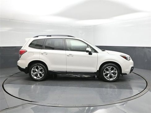 Used 2018 Subaru Forester 2.5i Touring w/ Popular Package #3B image 26