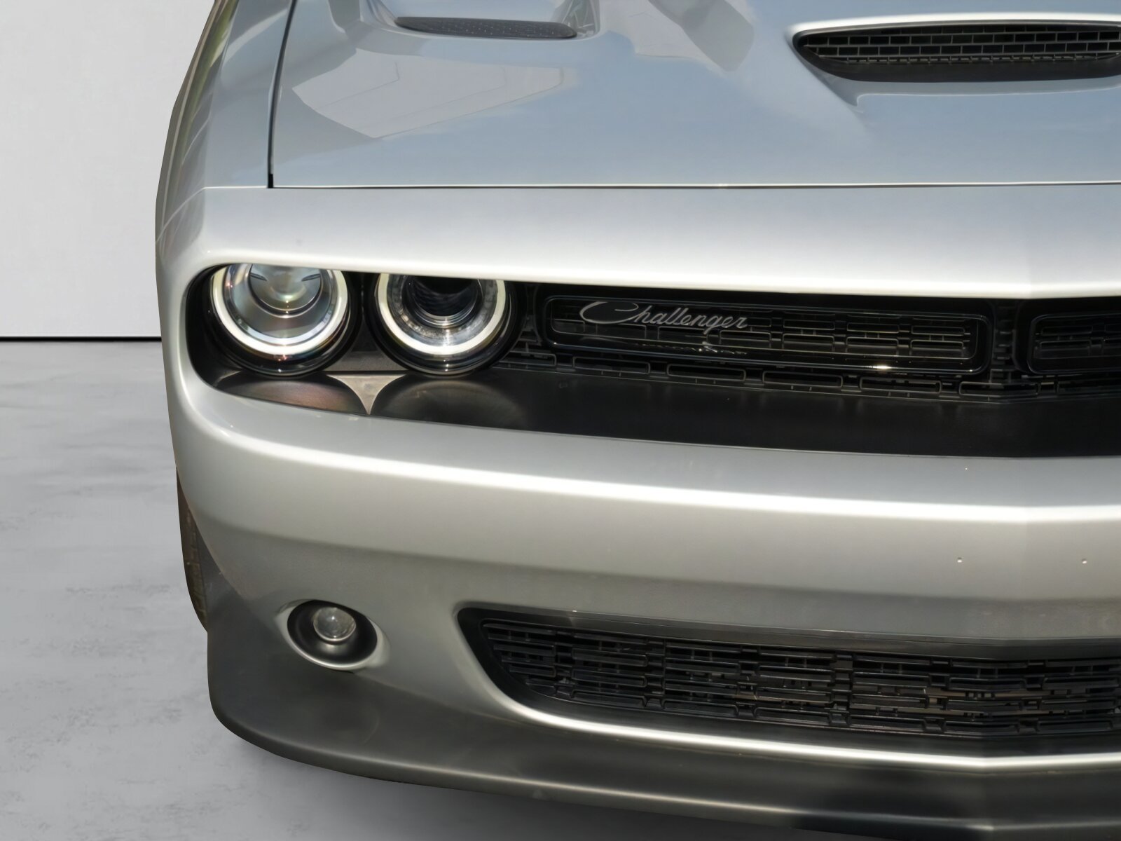 Used 2023 Dodge Challenger R/T Scat Pack RWD image 21