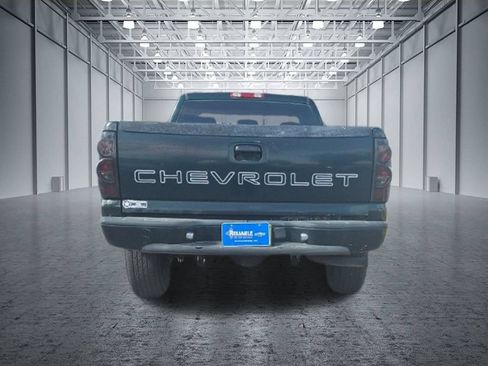 Used 2004 Chevrolet Silverado 1500 W/T w/ Snow Plow Prep Package AWD/4WD image 5