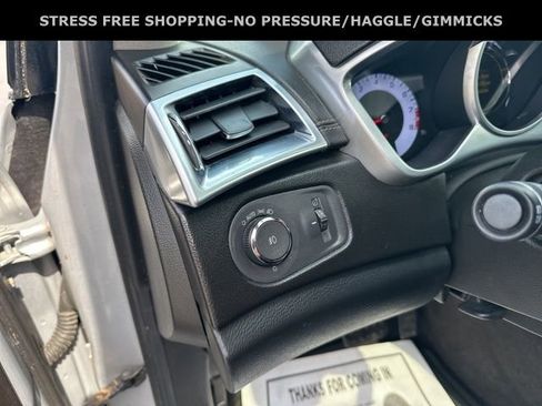 Used 2012 Cadillac SRX Premium image 18