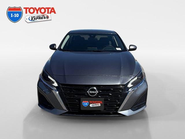 Used 2023 Nissan Altima 2.5 SV FWD image 8