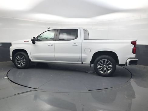 Used 2022 Chevrolet Silverado 1500 RST w/ Z71 Off-Road Package AWD/4WD image 12