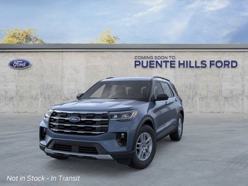 New 2026 Ford Explorer Active w/ Active Comfort Package RWD image 2