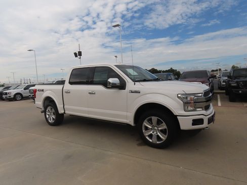 Certified 2019 Ford F150 Platinum w/ Equipment Group 701A Luxury AWD/4WD image 6