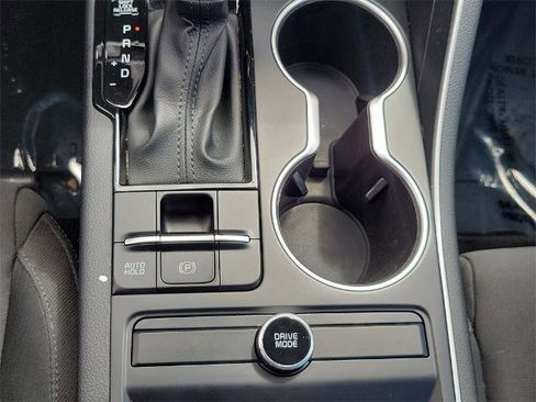 Used 2022 Kia K5 LXS image 28