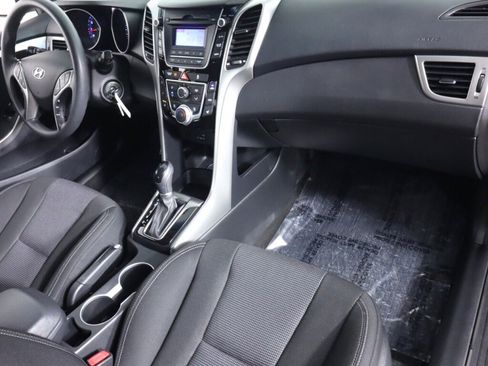 Used 2014 Hyundai Elantra GT image 35