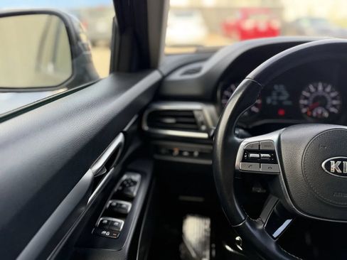 Used 2022 Kia Telluride S AWD/4WD image 6