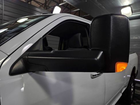 Used 2019 RAM 2500 Big Horn image 41