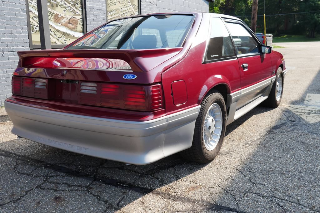 Used 1989 Ford Mustang GT RWD image 33