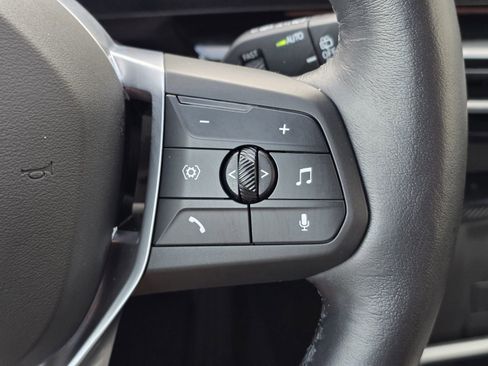 Used 2025 BMW X1 xDrive28i image 28