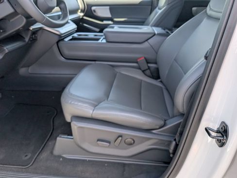 New 2026 Ford Expedition Max Active AWD/4WD image 9