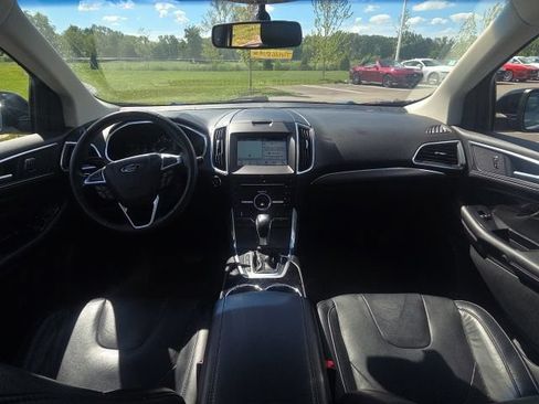 Used 2016 Ford Edge Titanium w/ Equipment Group 301A AWD/4WD image 20