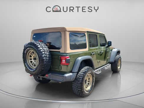 Used 2021 Jeep Wrangler Unlimited Rubicon image 3