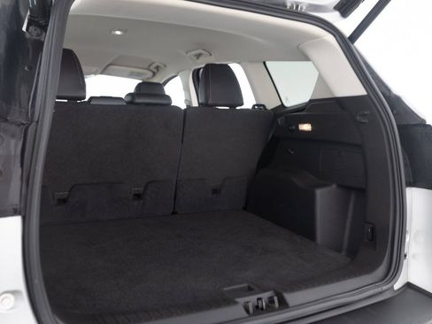 Used 2017 Ford Escape Titanium FWD image 40