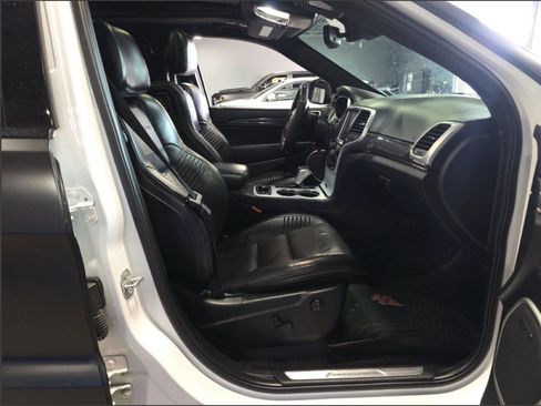 Used 2018 Jeep Grand Cherokee Trackhawk AWD/4WD image 12