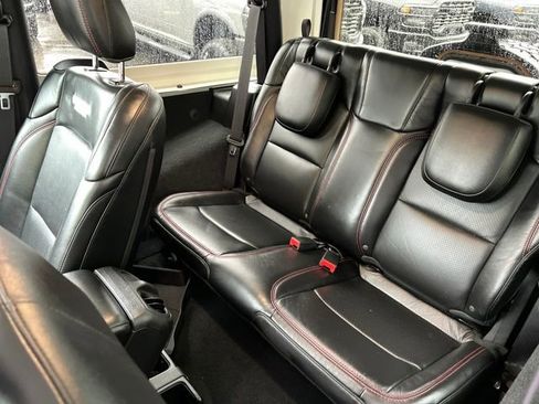 Used 2023 Jeep Wrangler Rubicon image 14