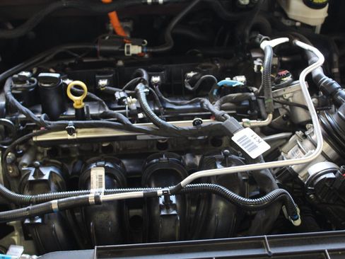 Used 2022 Ford Escape SE w/ SE Sport Appearance Package FWD image 19