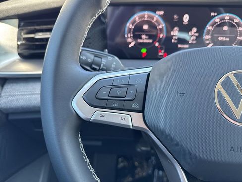 New 2026 Volkswagen Tiguan S image 32