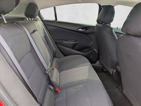 Used 2017 Chevrolet Cruze LT w/ Sun And Sound Package FWD image 16